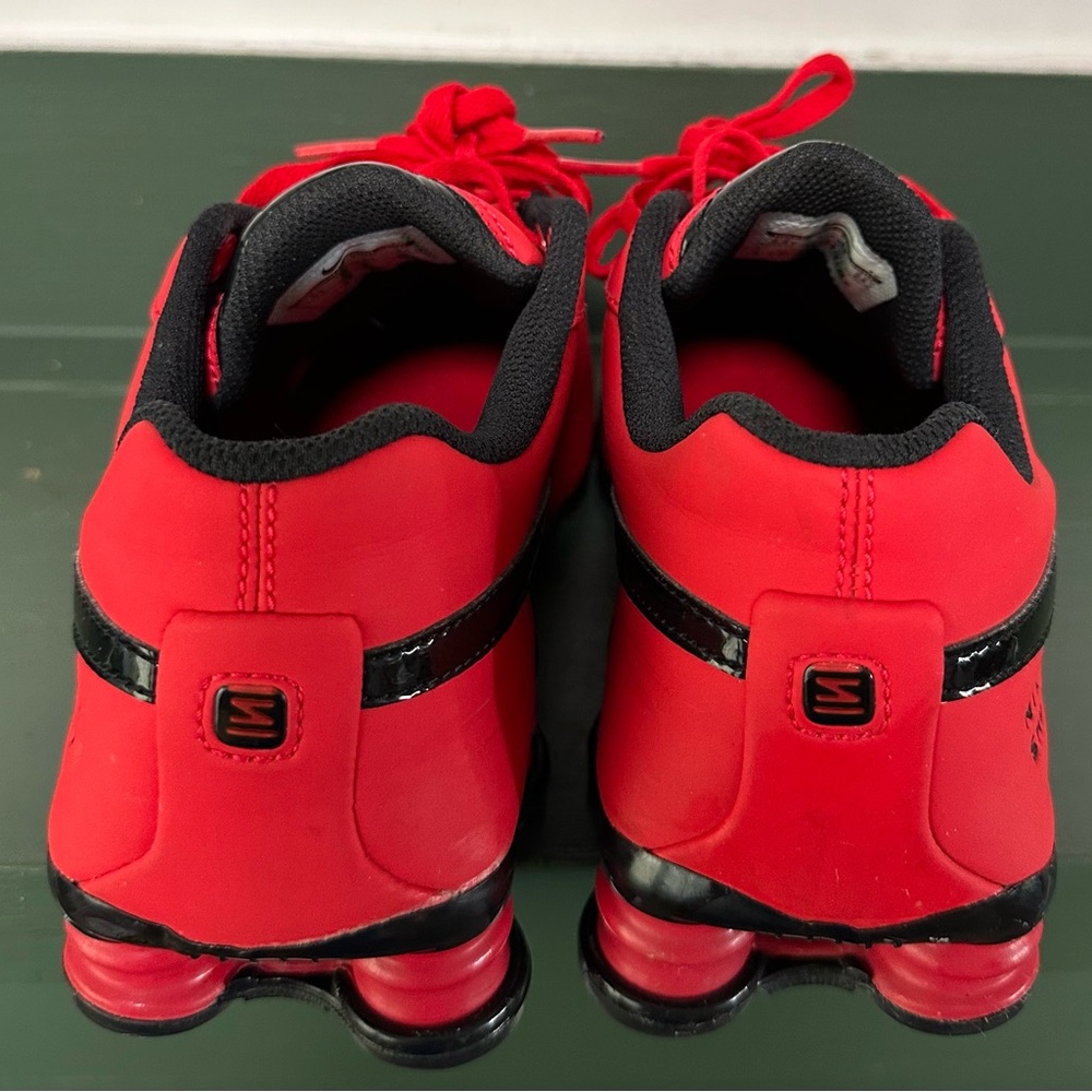 Nike Shox Red/Black ~ 615981-600 Leather Tennis Shoes ~ Sz 5.5Y EUR 38 ~ Running